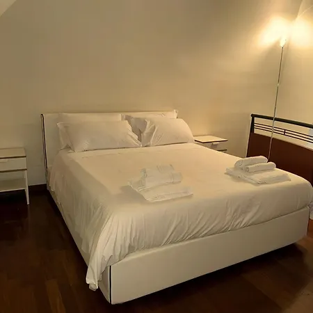 Apartament Attico Imperiale - In Centro, Tra Stazione E Vecchia *