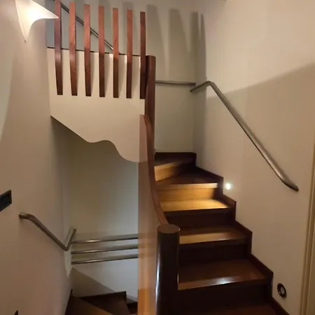 Appartement Attico Imperiale - In Centro, Tra Stazione E Vecchia