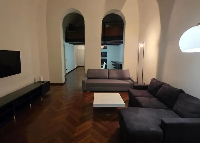 Attico Imperiale - In Centro, Tra Stazione E Vecchia *