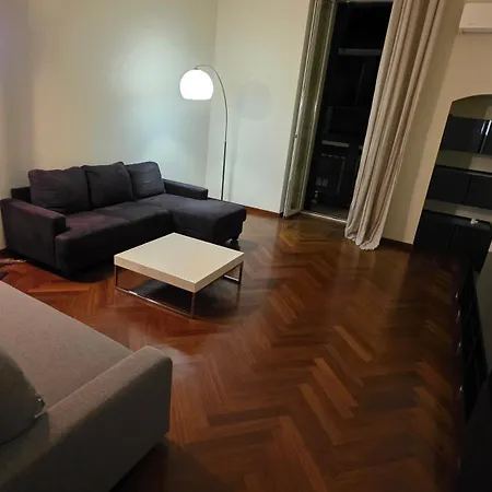 Appartement Attico Imperiale - In Centro, Tra Stazione E Vecchia