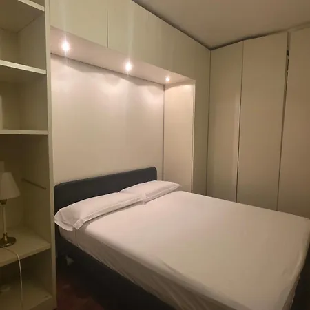 Attico Imperiale - In Centro, Tra Stazione E Vecchia Bari