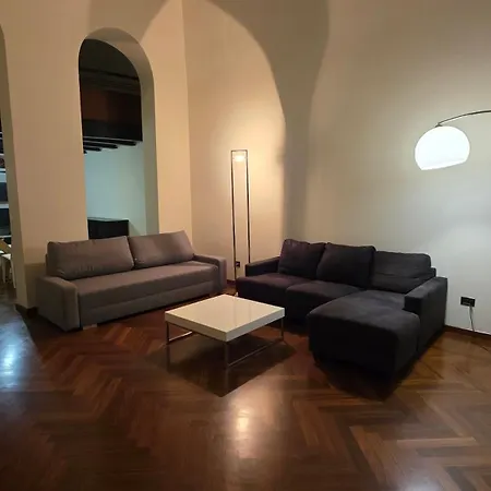 Attico Imperiale - In Centro, Tra Stazione E Vecchia Appartement *