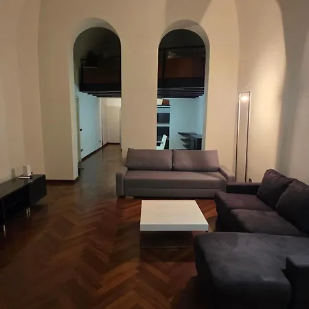 Attico Imperiale - In Centro, Tra Stazione E Vecchia *